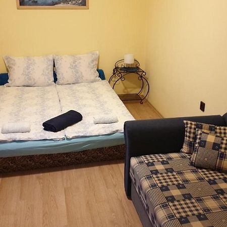 Ilona Apartmanok Balatonboglar Exterior photo