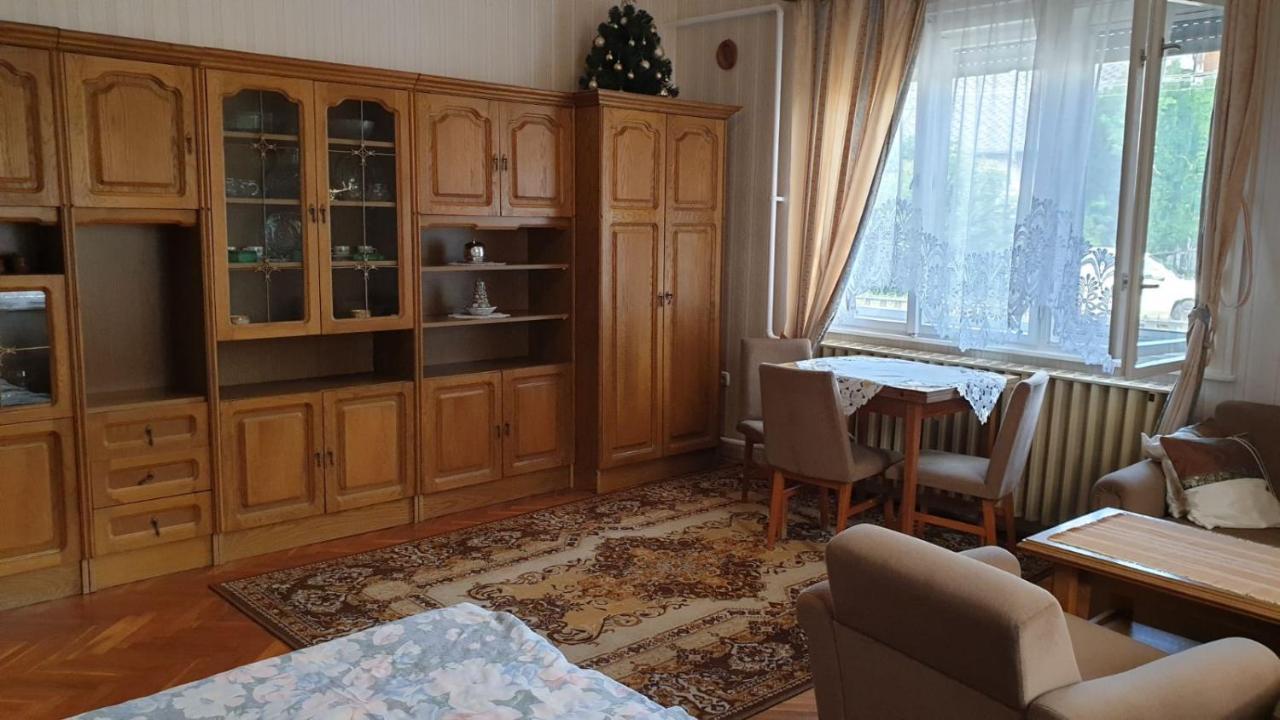 Ilona Apartmanok Balatonboglar Exterior photo