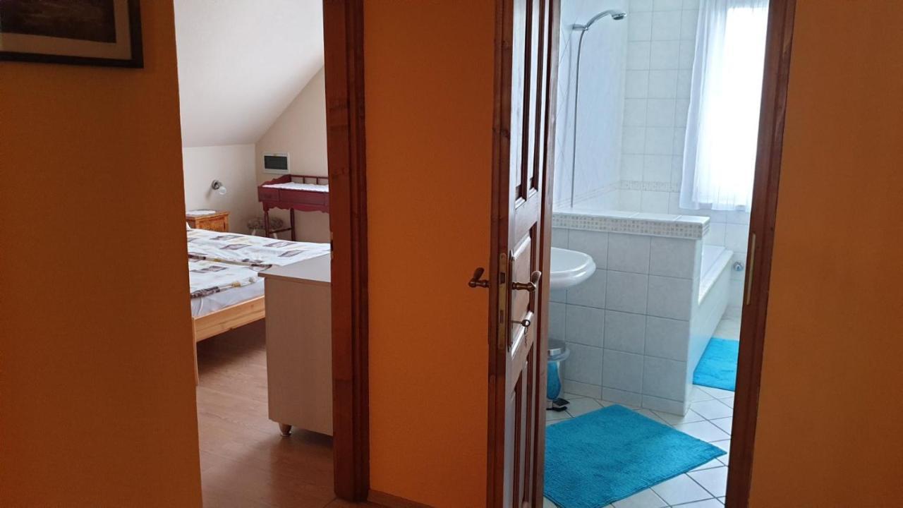 Ilona Apartmanok Balatonboglar Exterior photo