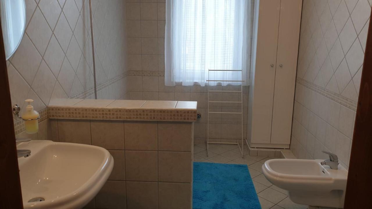Ilona Apartmanok Balatonboglar Exterior photo