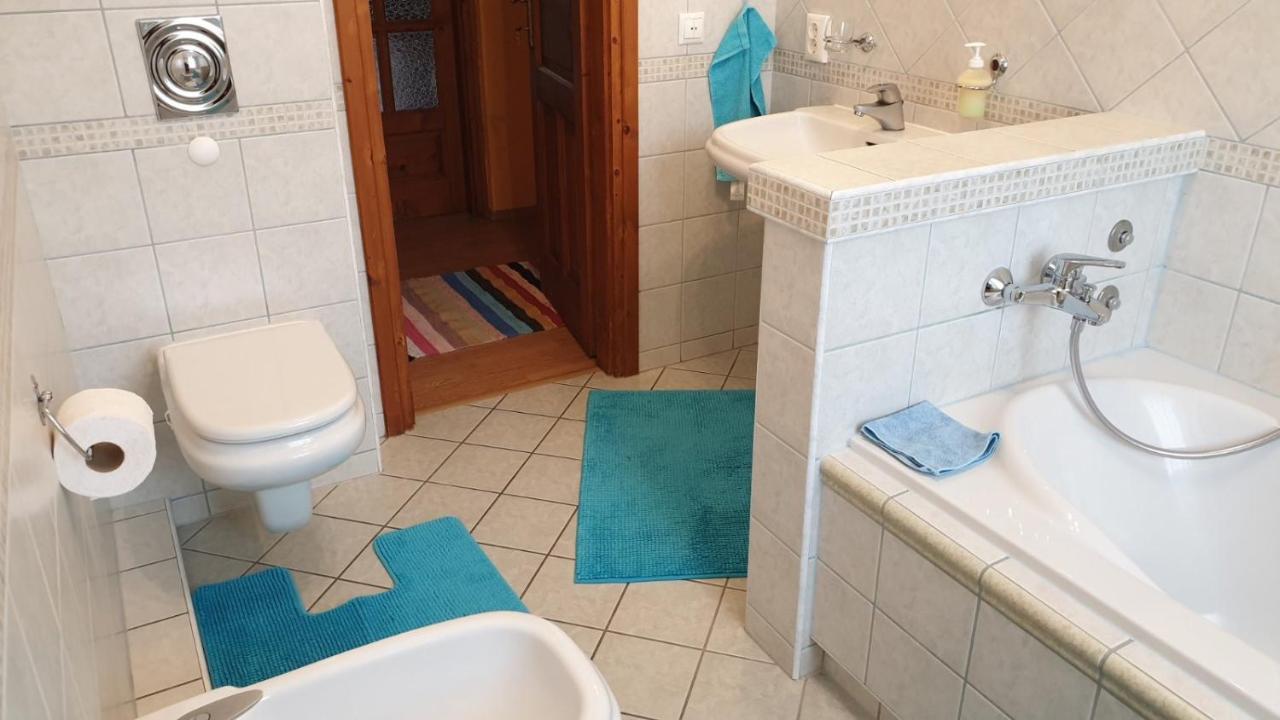 Ilona Apartmanok Balatonboglar Exterior photo