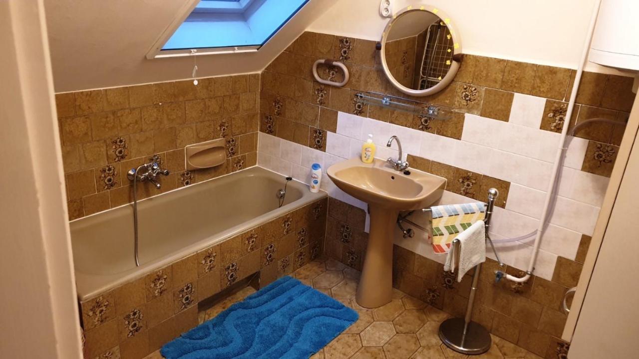 Ilona Apartmanok Balatonboglar Exterior photo