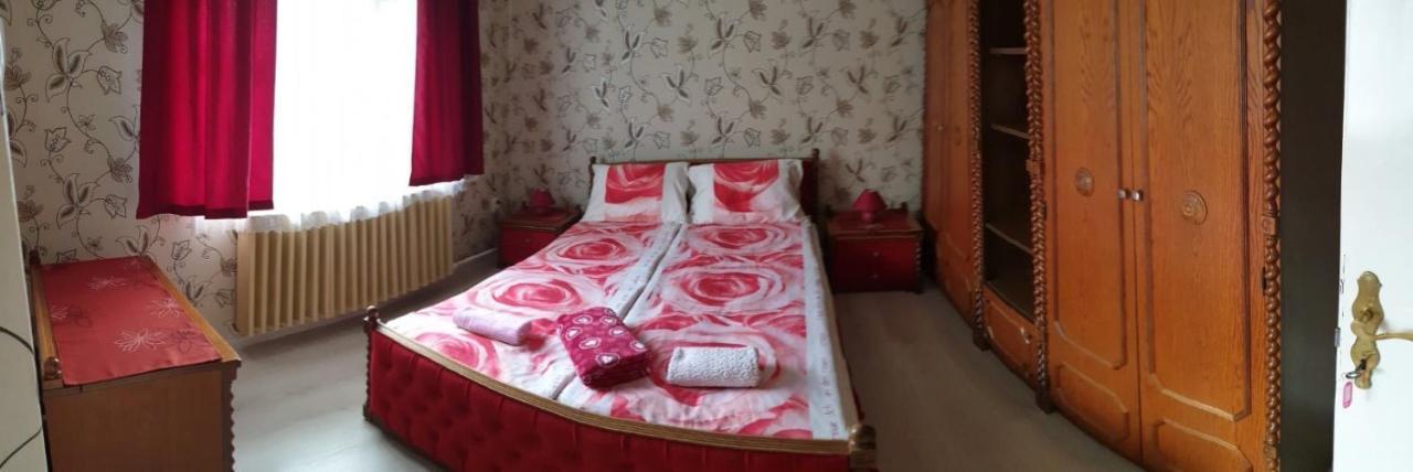 Ilona Apartmanok Balatonboglar Exterior photo