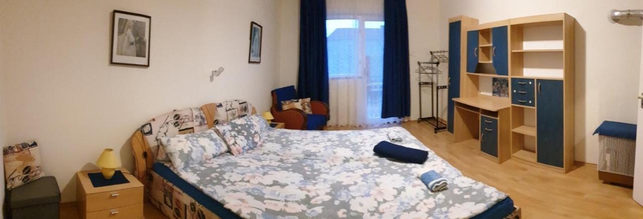 Ilona Apartmanok Balatonboglar Exterior photo